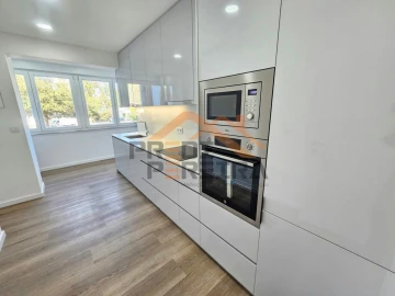 Apartamento T4 para Venda em Olivais