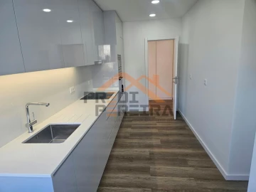 Apartamento T4 para Venda em Olivais