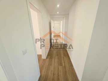 Apartamento T4 para Venda em Olivais