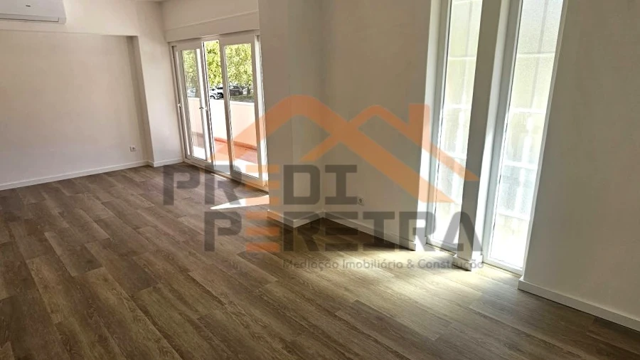 Apartamento T4 para Venda em Olivais