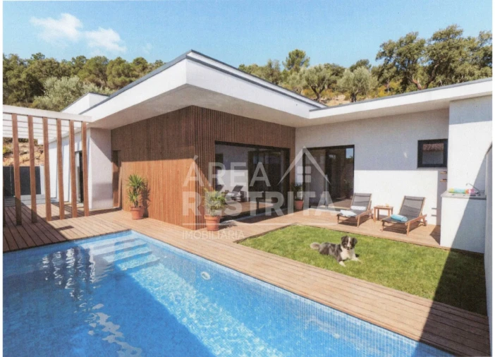 Moradia T3 para Venda em Fernao Ferro Foto 2