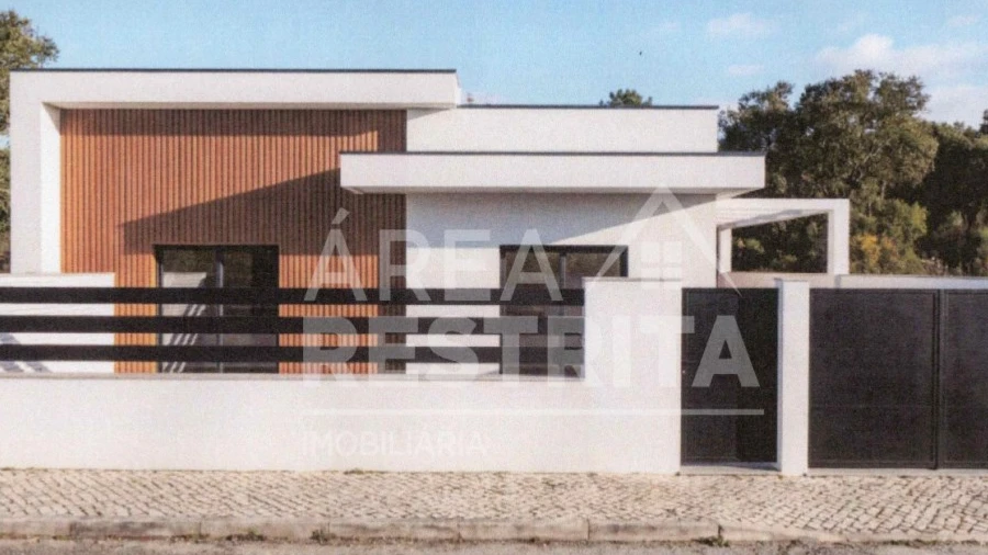 Moradia T3 para Venda em Fernao Ferro
