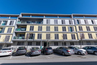 Apartamento T4 para Arrendamento em Alfragide