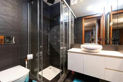 Apartamento T4 para Arrendamento em Alfragide