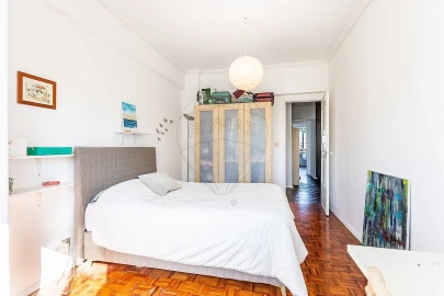 Apartamento T3 para Venda em Benfica