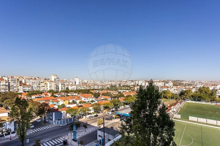 Apartamento T3 para Venda em Benfica Foto 10