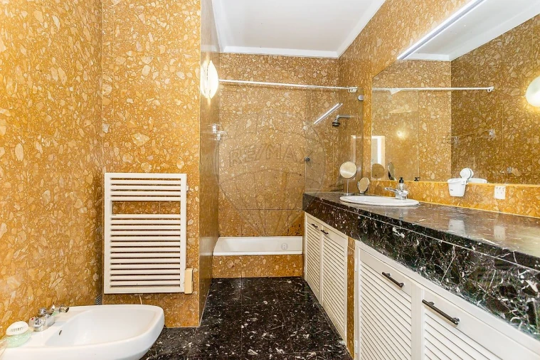 Apartamento T3 para Venda em Benfica Foto 25