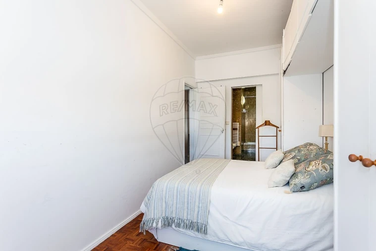 Apartamento T3 para Venda em Benfica Foto 22