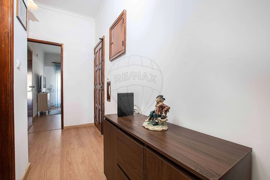 Apartamento T2 para Venda em Póvoa de Santa Iria e Forte da Casa Foto 9