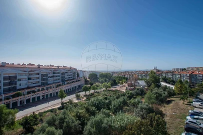 Apartamento T2 para Venda em Póvoa de Santa Iria e Forte da Casa