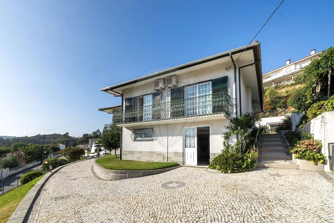 Moradia T3 para Venda em Vila Chã, Codal e Vila Cova de Perrinho Foto 8