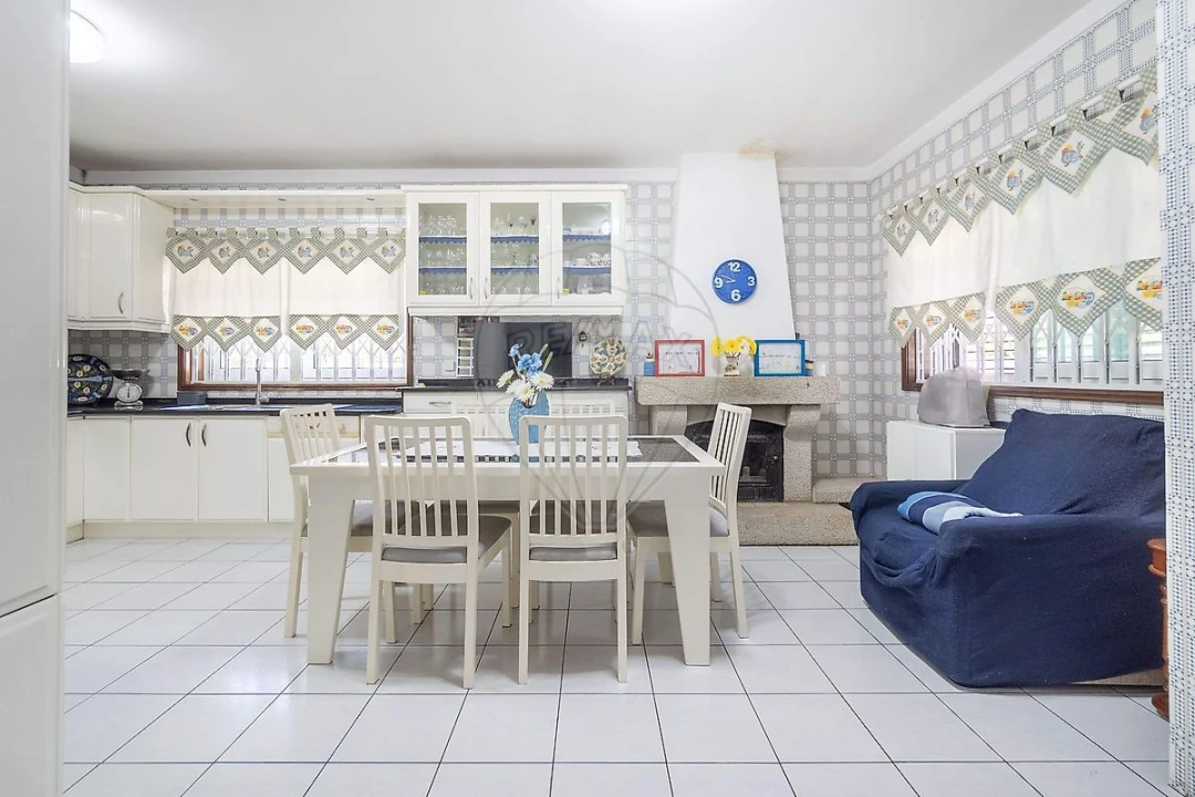 Moradia T3 para Venda em Vila Chã, Codal e Vila Cova de Perrinho Foto 15