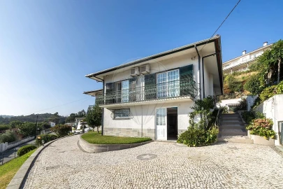 Moradia T3 para Venda em Vila Chã, Codal e Vila Cova de Perrinho