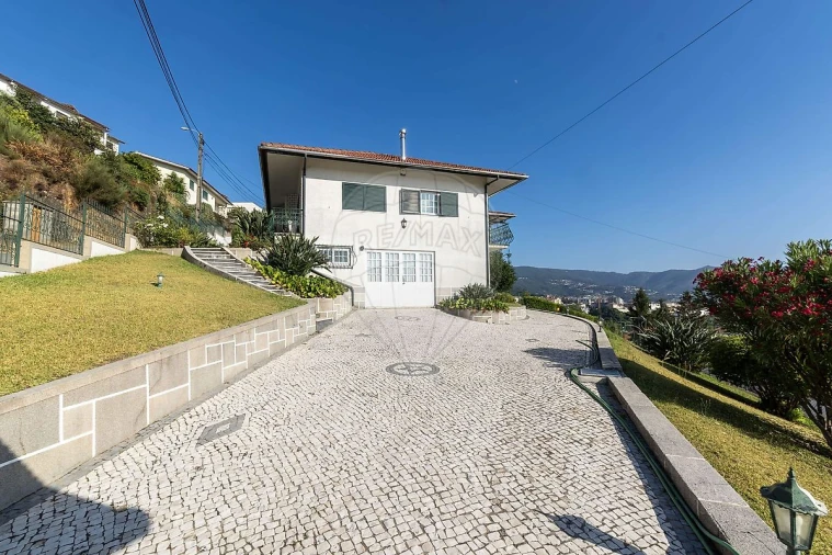 Moradia T3 para Venda em Vila Chã, Codal e Vila Cova de Perrinho Foto 7