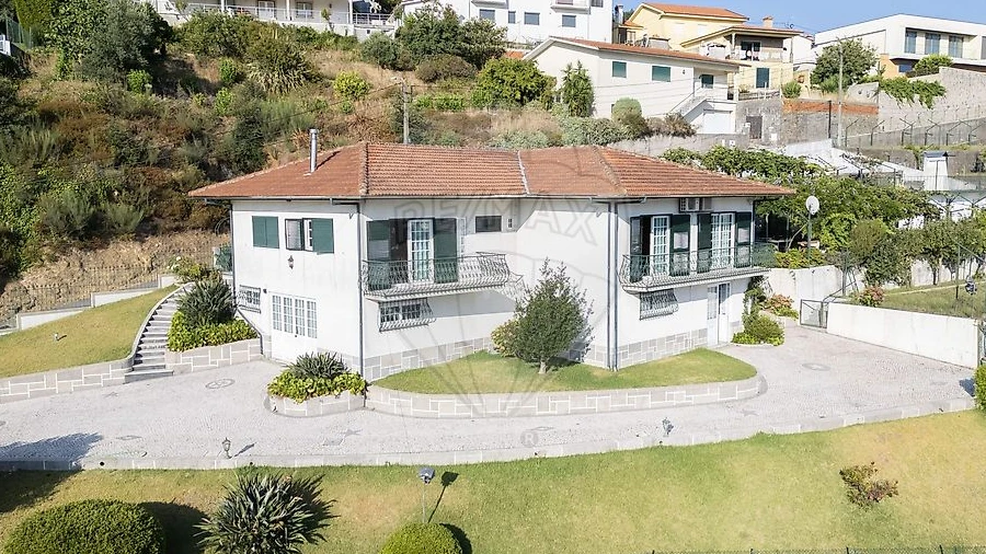 Moradia T3 para Venda em Vila Chã, Codal e Vila Cova de Perrinho