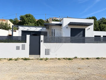Moradia T3 para Arrendamento em Alhandra, São João dos Montes e Calhandriz