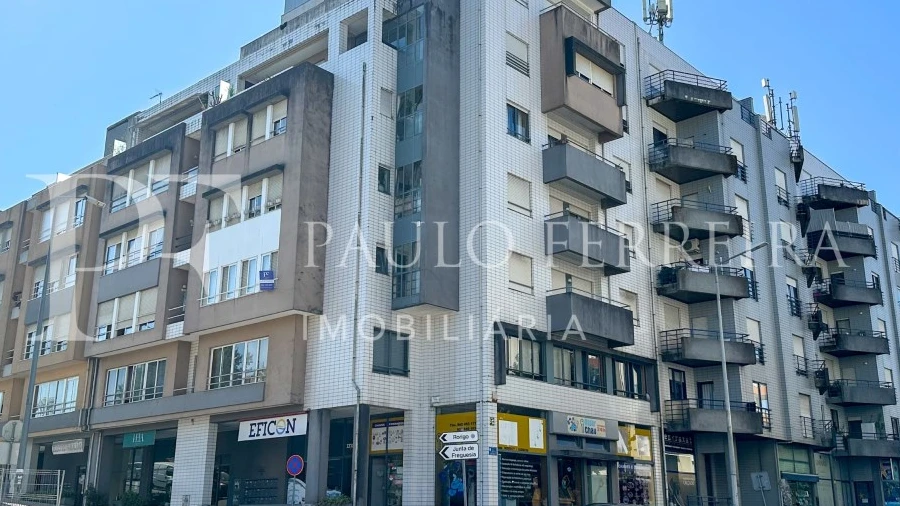 Apartamento T1 para Arrendamento em Vila Nova de Famalicão e Calendário