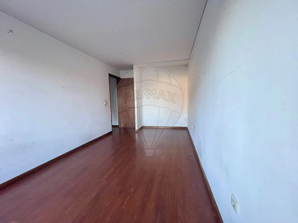Apartamento T2 para Venda em Rio Tinto Foto 1