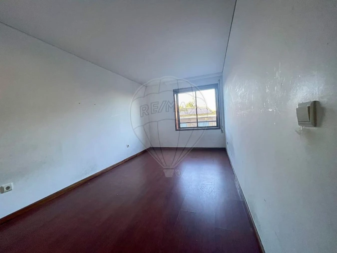Apartamento T2 para Venda em Rio Tinto Foto 7
