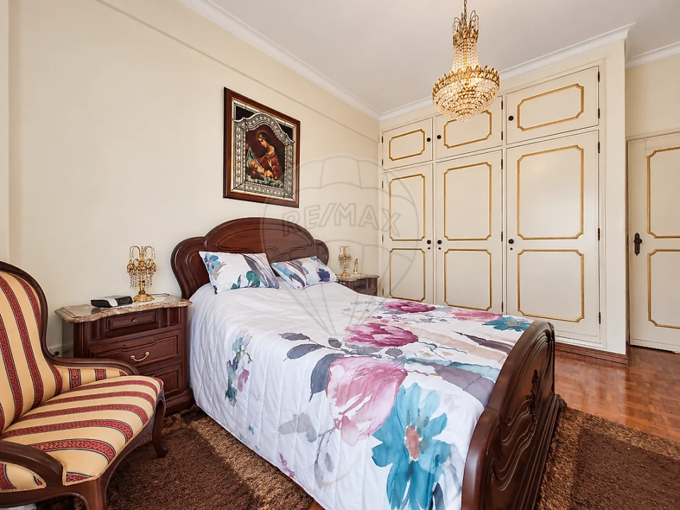 Apartamento T3 para Venda em Póvoa de Santa Iria e Forte da Casa Foto 15