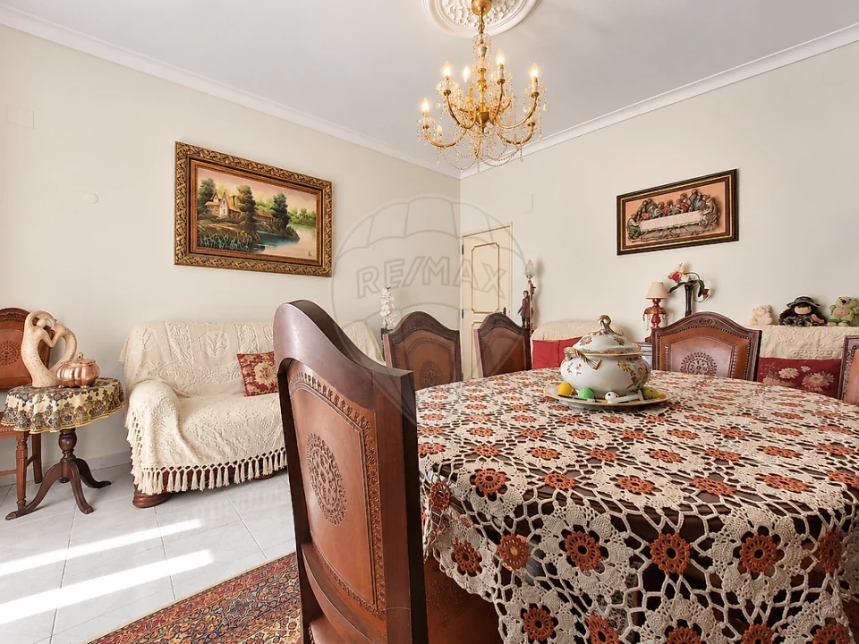 Apartamento T3 para Venda em Póvoa de Santa Iria e Forte da Casa Foto 23