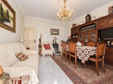 Apartamento T3 para Venda em Póvoa de Santa Iria e Forte da Casa