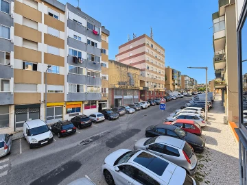 Apartamento T3 para Venda em Póvoa de Santa Iria e Forte da Casa