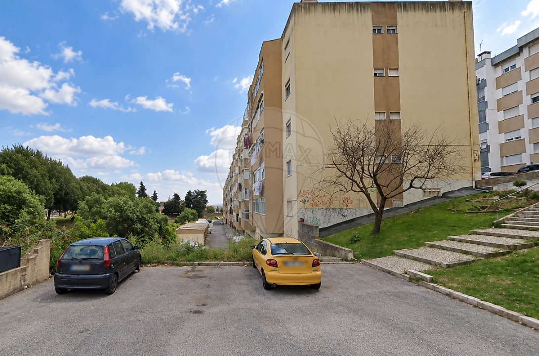Apartamento T3 para Venda em Póvoa de Santa Iria e Forte da Casa Foto 37
