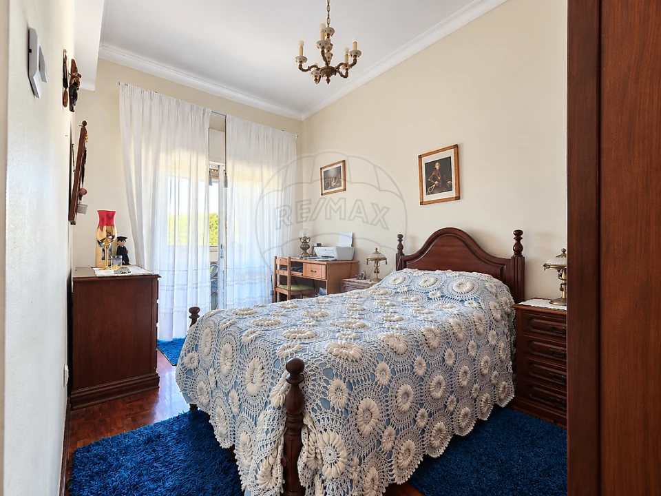 Apartamento T3 para Venda em Póvoa de Santa Iria e Forte da Casa Foto 10