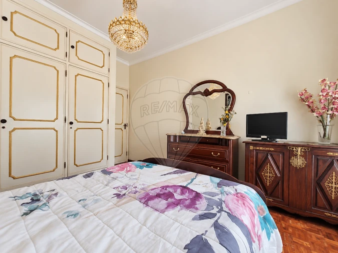 Apartamento T3 para Venda em Póvoa de Santa Iria e Forte da Casa Foto 16