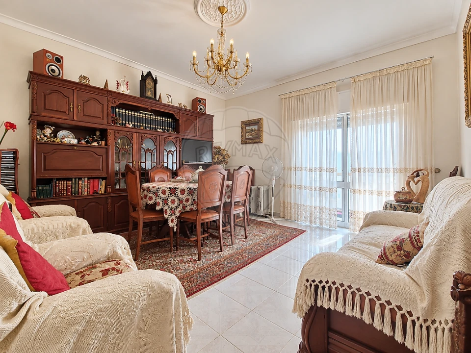Apartamento T3 para Venda em Póvoa de Santa Iria e Forte da Casa Foto 22