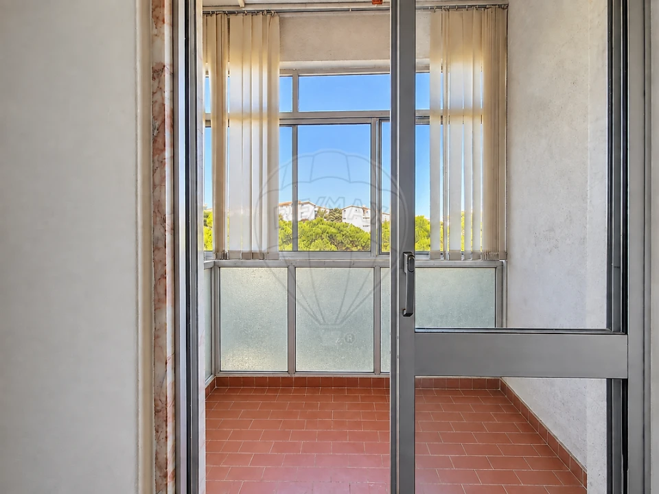 Apartamento T3 para Venda em Póvoa de Santa Iria e Forte da Casa Foto 28