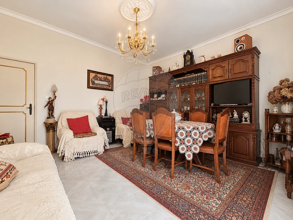 Apartamento T3 para Venda em Póvoa de Santa Iria e Forte da Casa Foto 24
