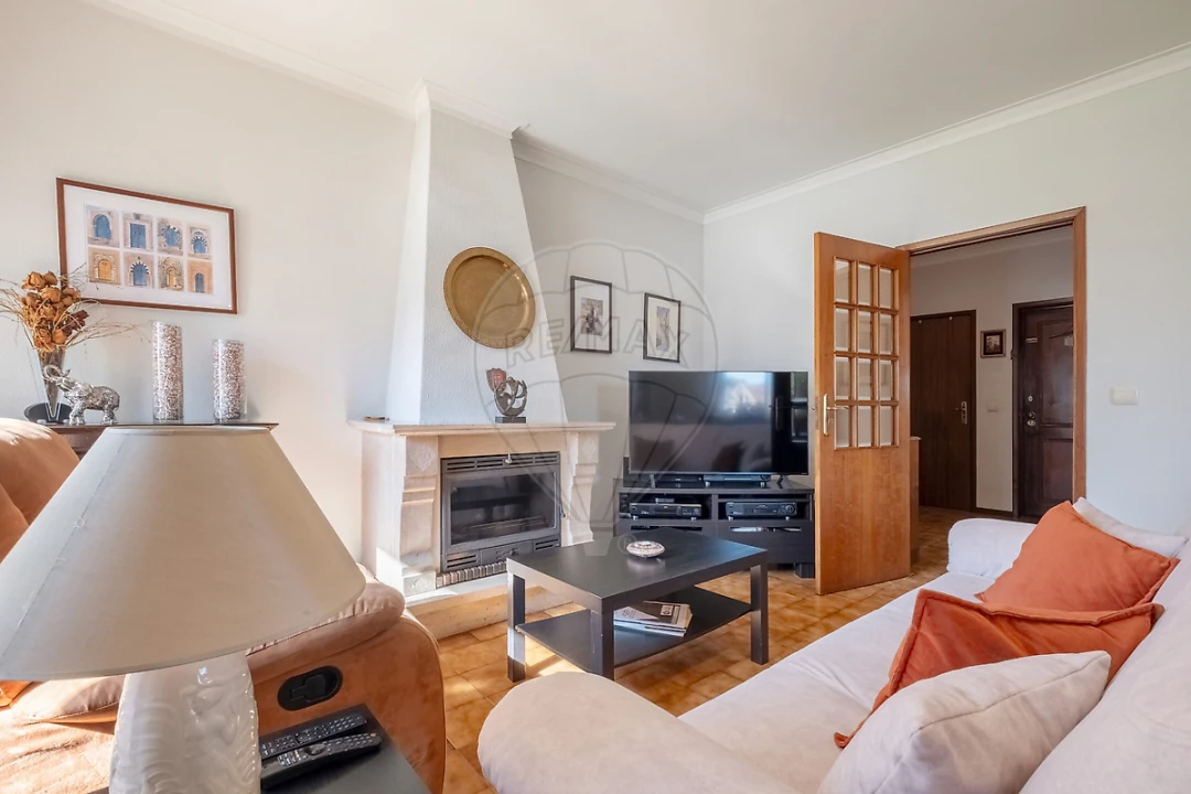 Apartamento T3 para Venda em Vilar de Andorinho Foto 12