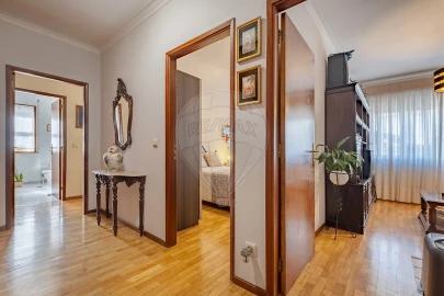 Apartamento T3 para Venda em Vilar de Andorinho