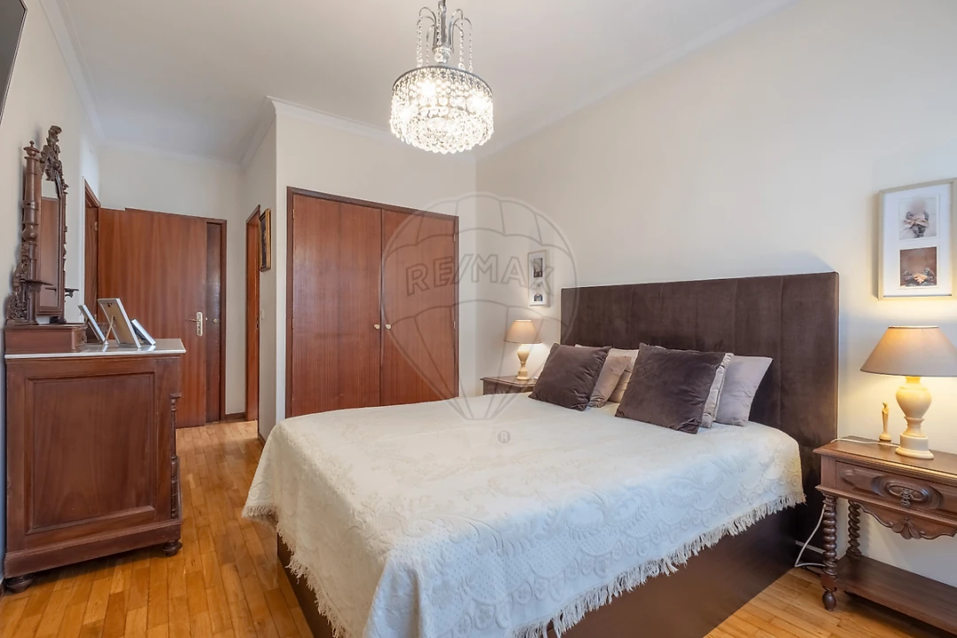 Apartamento T3 para Venda em Vilar de Andorinho Foto 29