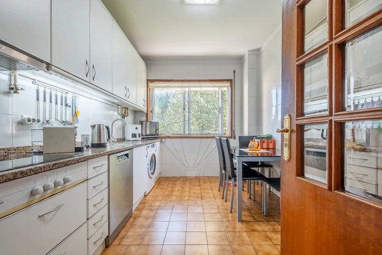 Apartamento T3 para Venda em Vilar de Andorinho Foto 7