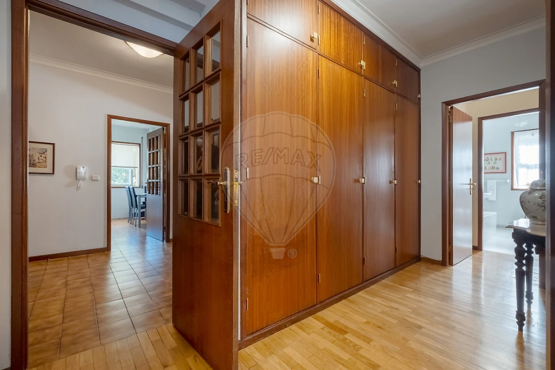 Apartamento T3 para Venda em Vilar de Andorinho Foto 21