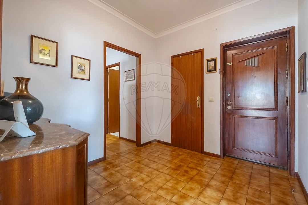 Apartamento T3 para Venda em Vilar de Andorinho Foto 15