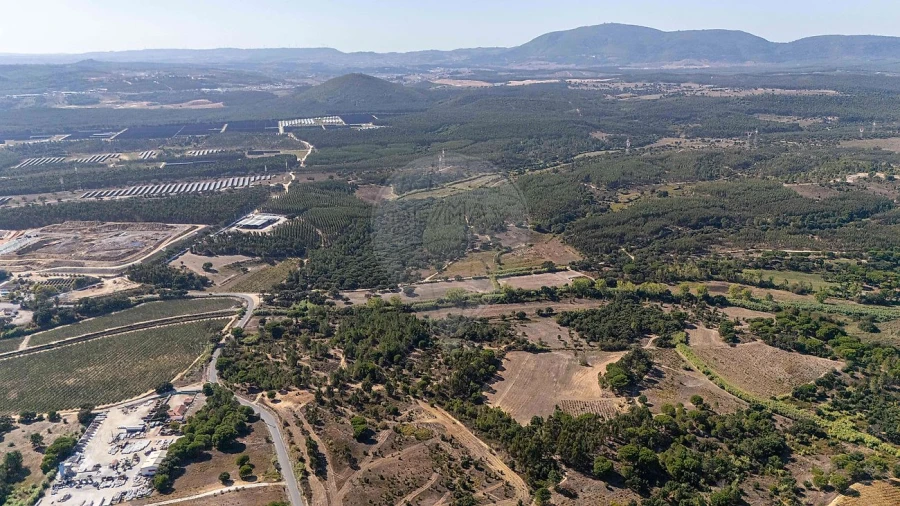Terreno para Venda em Ota Foto 6