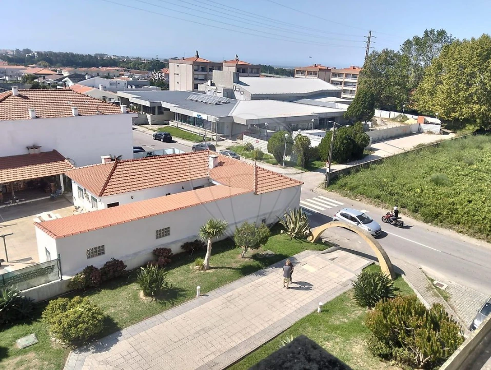 Apartamento T2 para Venda em Esmoriz Foto 8