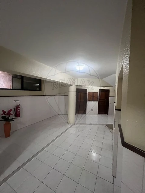 Apartamento T2 para Venda em Esmoriz