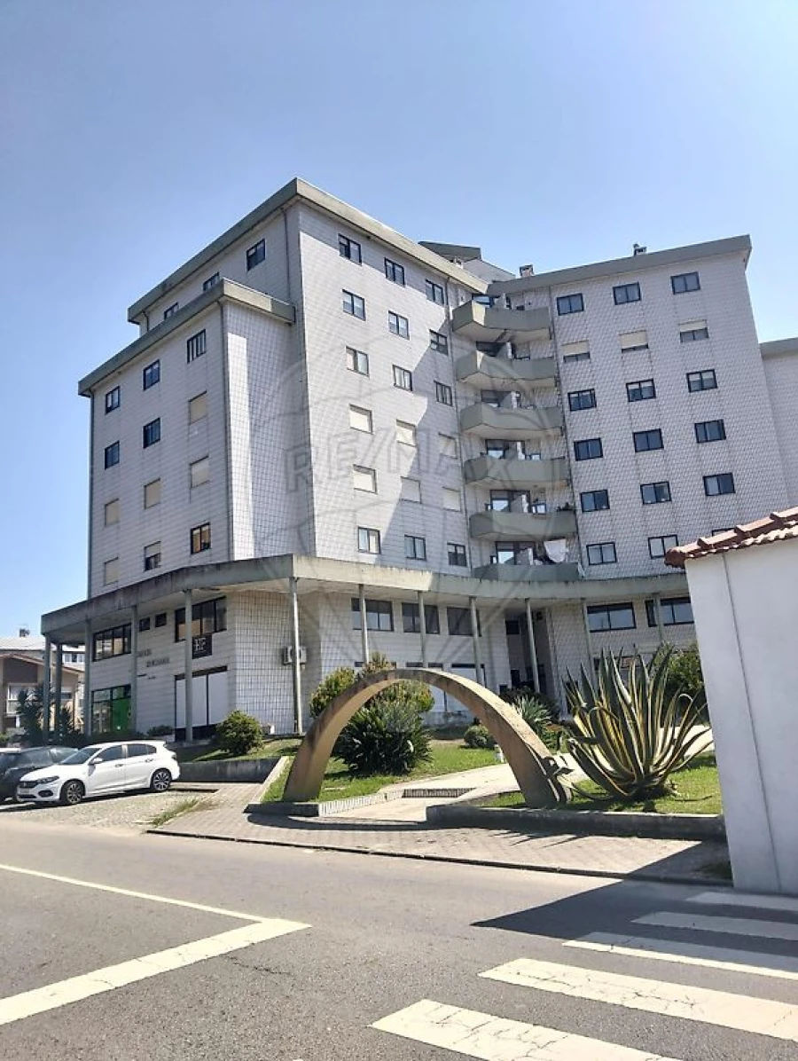 Apartamento T2 para Venda em Esmoriz Foto 16