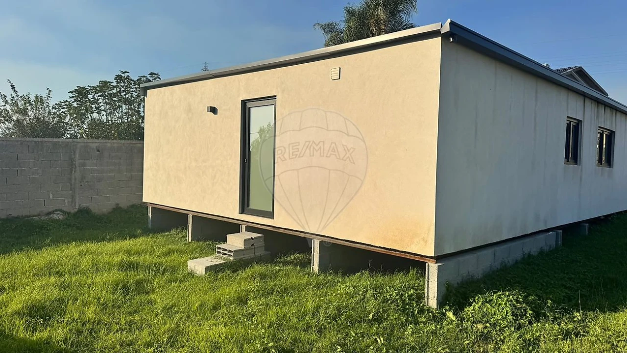 Terreno para Venda em Nogueira da Regedoura Foto 1