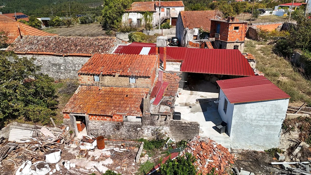 Moradia T2 para Venda em Vinha da Rainha Foto 12