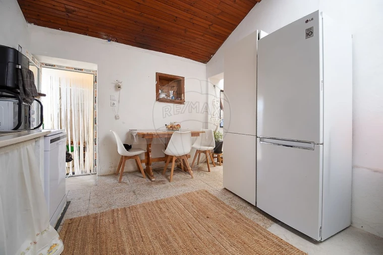 Moradia T2 para Venda em Vinha da Rainha Foto 17