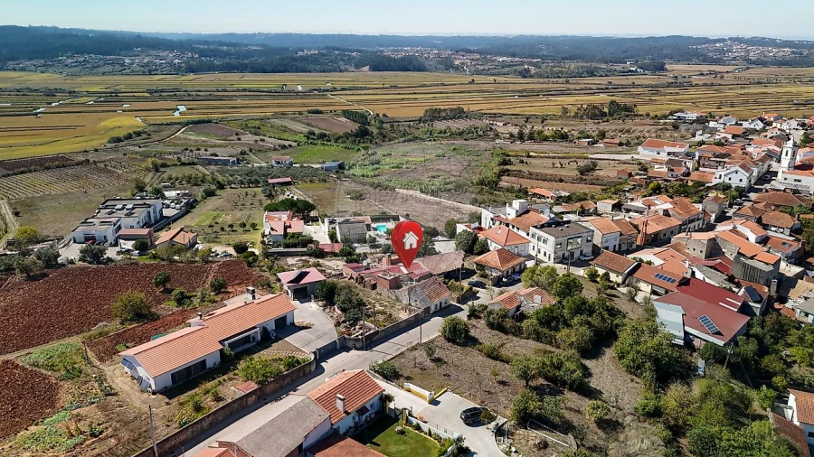 Moradia T2 para Venda em Vinha da Rainha Foto 2