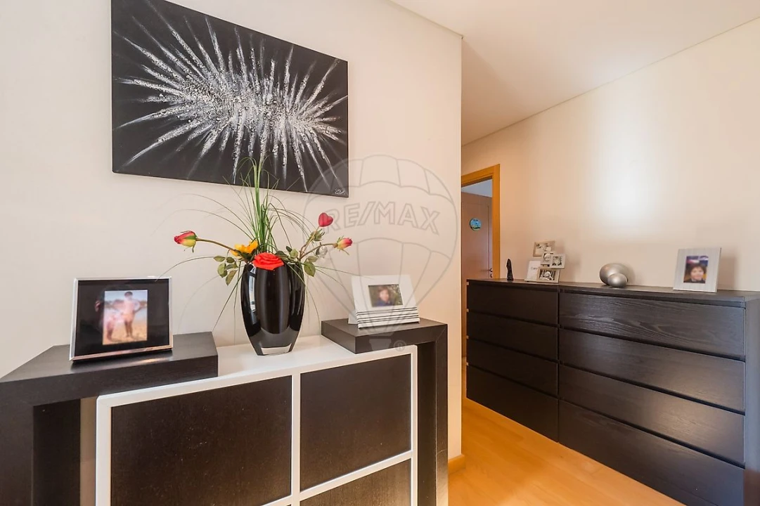 Apartamento T3 para Venda em Rio de Mouro Foto 22