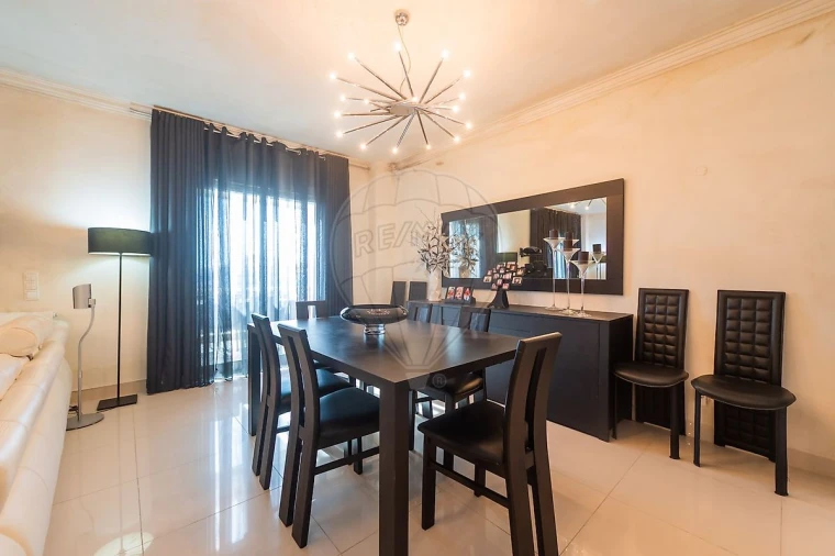 Apartamento T3 para Venda em Rio de Mouro Foto 7