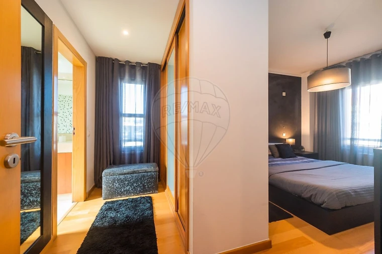 Apartamento T3 para Venda em Rio de Mouro Foto 37